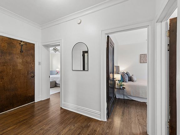 4th image of 1345 W Greenleaf Ave APT 3S