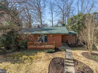 10604 Cavalier Dr, Silver Spring, MD 20901