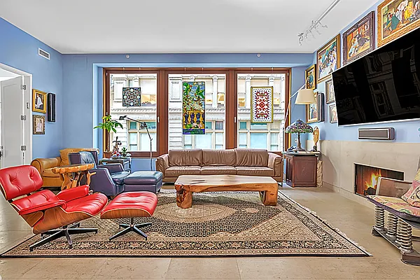 Sold by SERHANT. | media 4