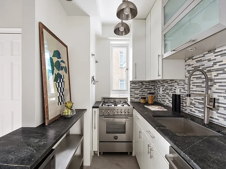 230 Central Park S #4F — Photo 7