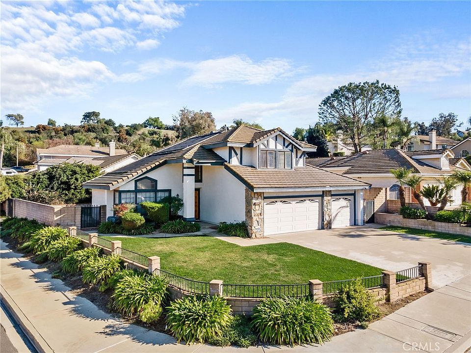 1st image of 15311 Green Valley Dr