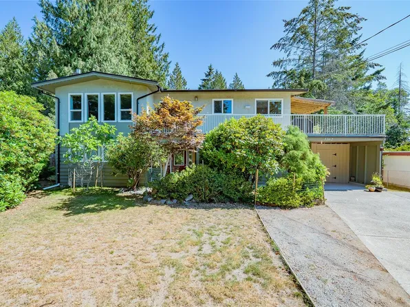 3362 Uplands Dr, Nanaimo, BC V9T 2T5
