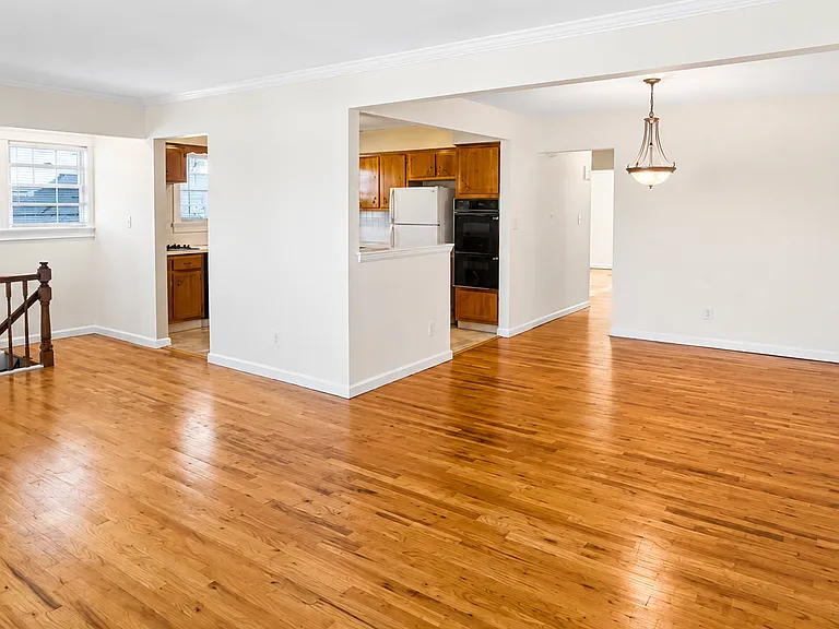 22-30 149th St #2A — Photo 5