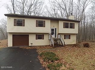124 Davis Cir, Bushkill, PA 18324