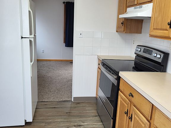 Entrance to kitchen