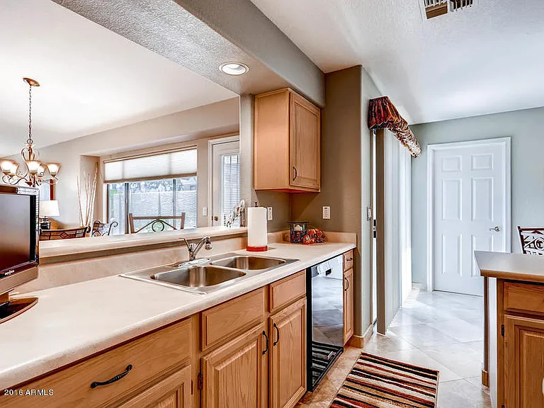 14402 N Ibsen Dr #B — Photo 11