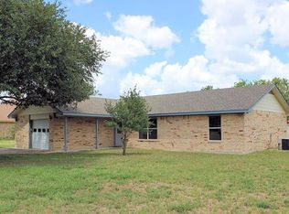 1008 Fannin St, Lockhart, TX 78644
