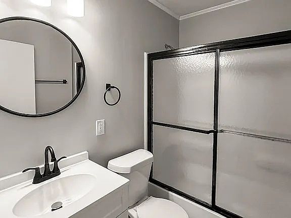 4th image of 709 Bullock St #1
