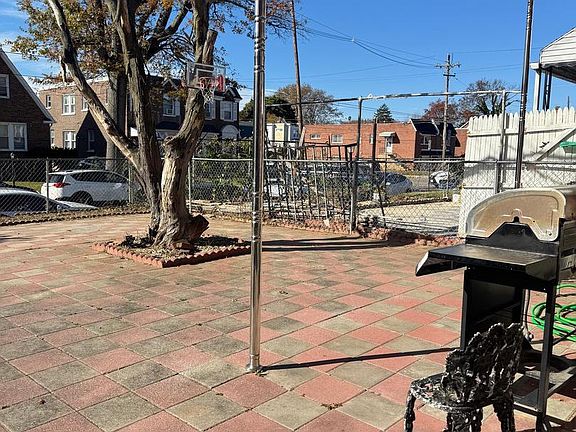 3rd image of 1407 Friendship St