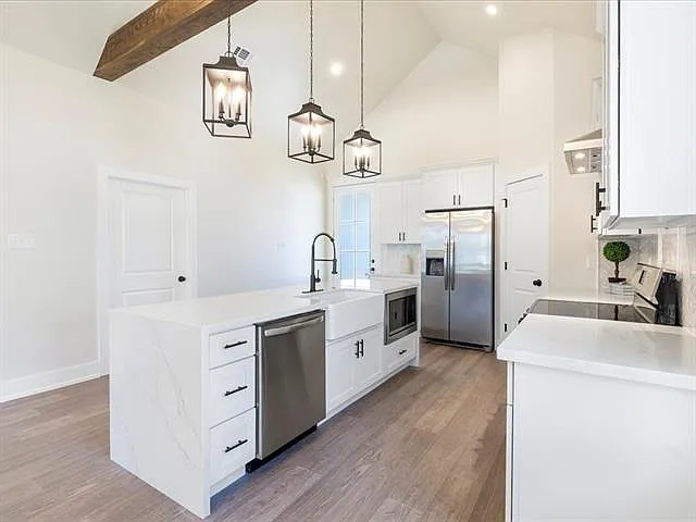 416 Trudeau Dr — Photo 12