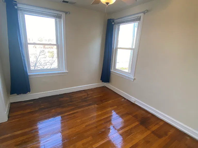 3426 W Grace St #9 — Photo 23