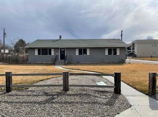101 W 1st St N, Middleton, ID 83644