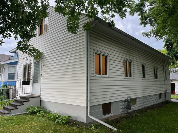 882 Cook Ave E, Saint Paul, MN 55106