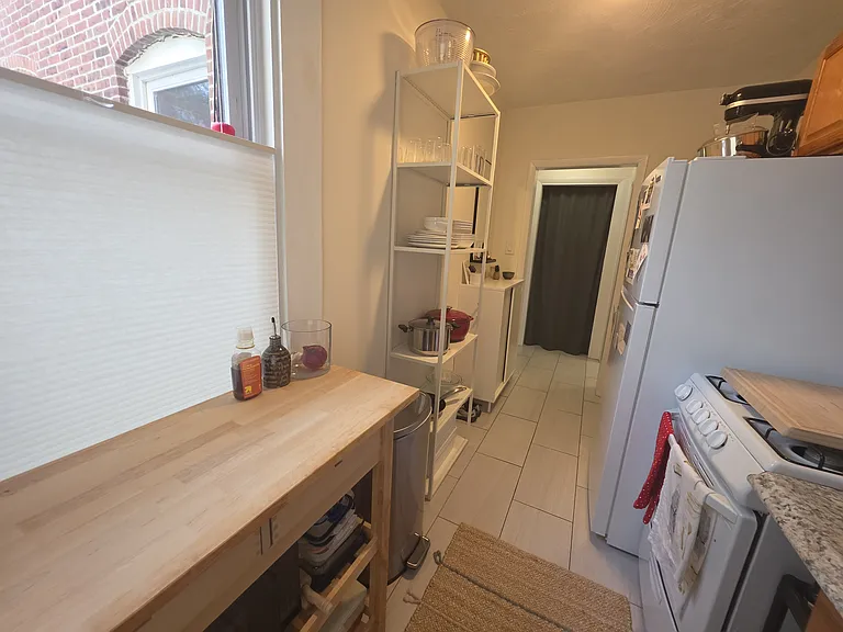48 Highland Ave #2 — Photo 10