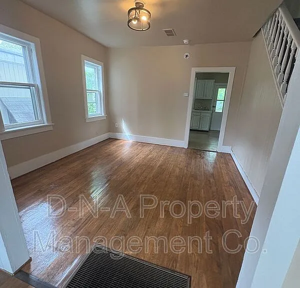 80 Lenox Ave — Photo 4
