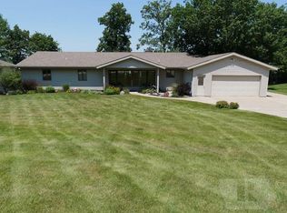 1037 Diamond Trail Rd, Montezuma, IA 50171