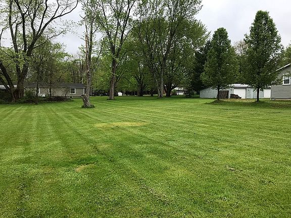 left side yard