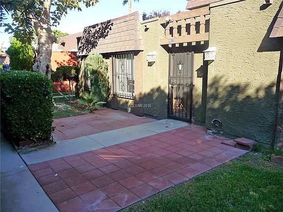 2nd image of 4679 Monterey Cir Unit 1