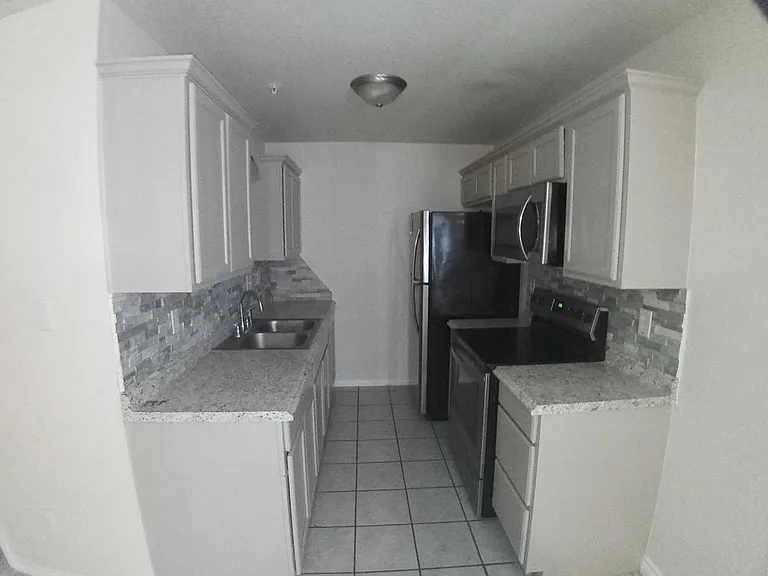 401 Sunset Ln #A — Photo 5
