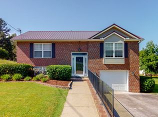 99 Tices Springs Ct, Dickson, TN 37055