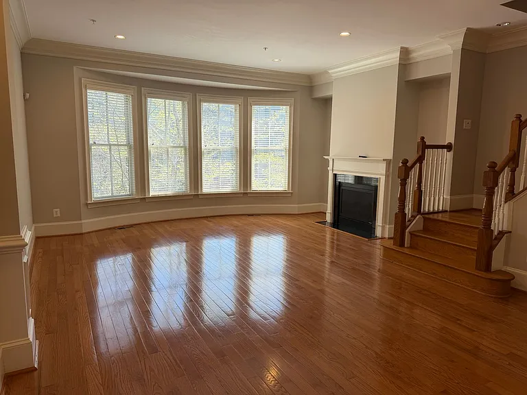 12460 Ansin Circle Dr — Photo 6