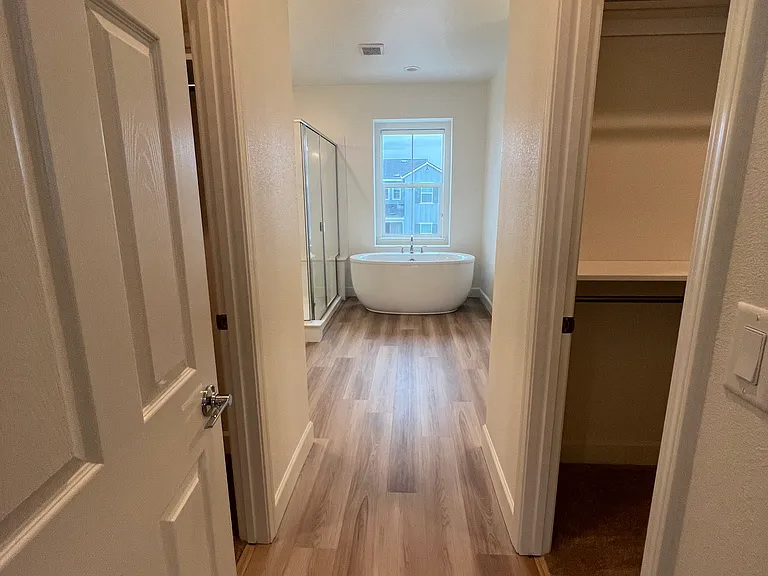 4202 Randa Way — Photo 26