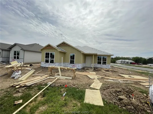 3411 Oklahoma Ave, Bryan, TX 77803