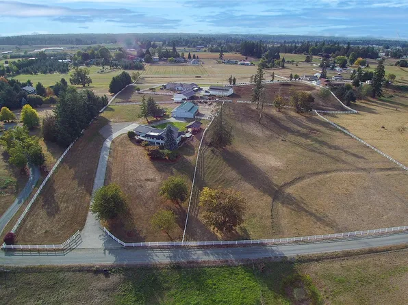 20115 SE 424th Street, Enumclaw, WA 98022