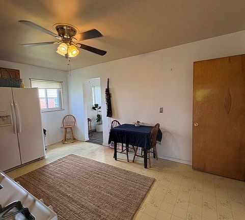 5th image of 100 Monahan St