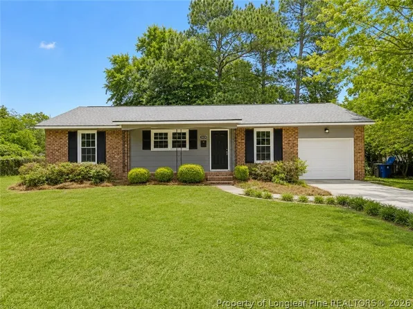 5056 Hampshire Dr, Fayetteville, NC 28311