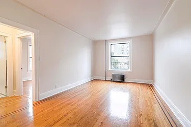 Rented by Hillel Realty Group