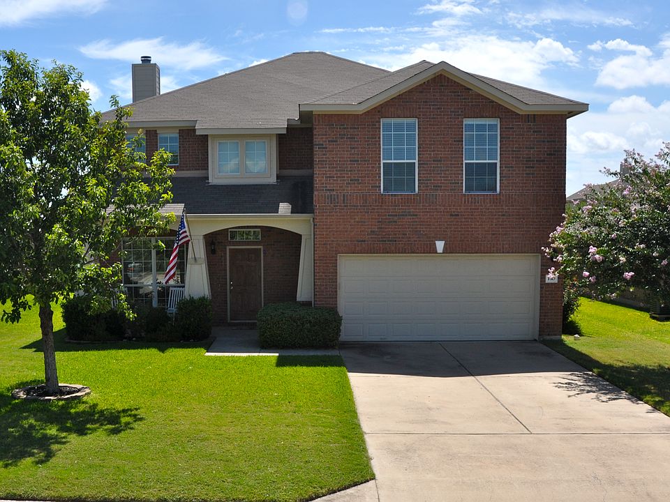 1st image of 110 Campos Dr