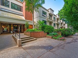 1350 Comox St #402, Vancouver, BC V6E4E1