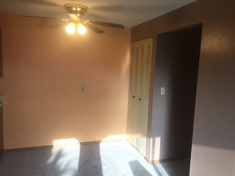 1550 Collegeway Way — Photo 11