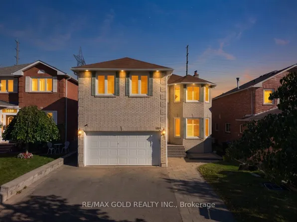 1484 Rose Haven Rd, Mississauga, ON L5V 1G8