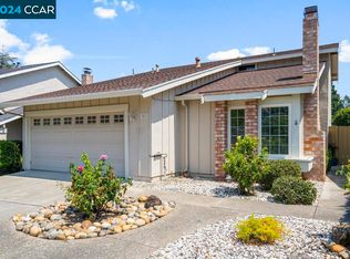 221 Riverwood Cir, Martinez, CA 94553