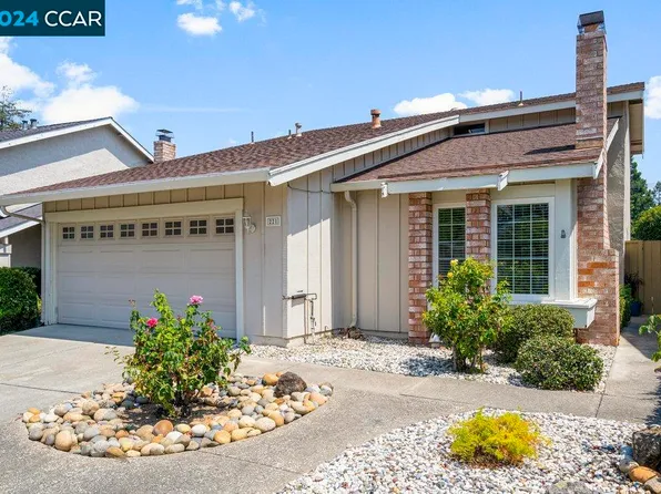 221 Riverwood Cir, Martinez, CA 94553