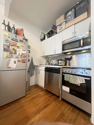 Rented by Smart City Real Estate LLC | media 4