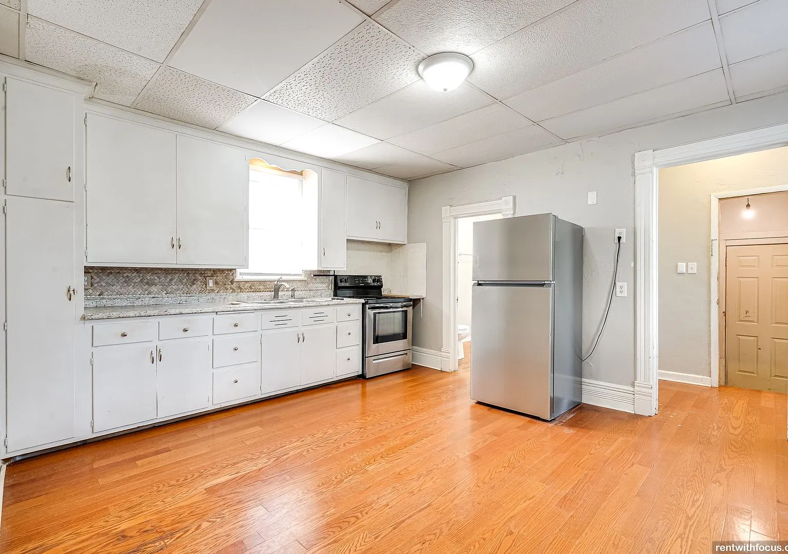 218 E. 8th St. — Photo 1