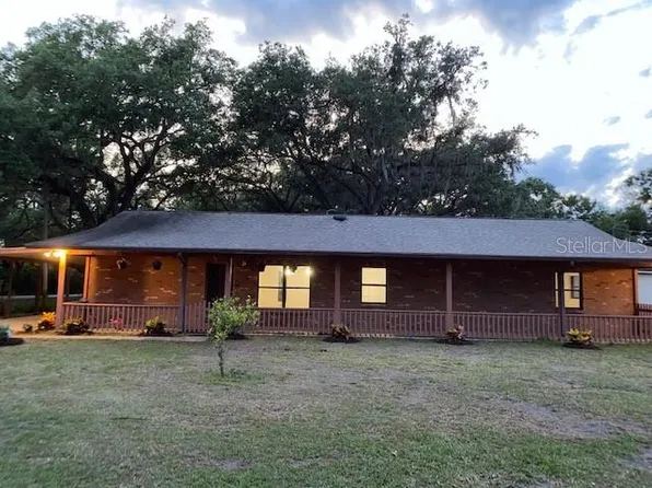 13002 E Simpson Rd, Dover, FL 33527