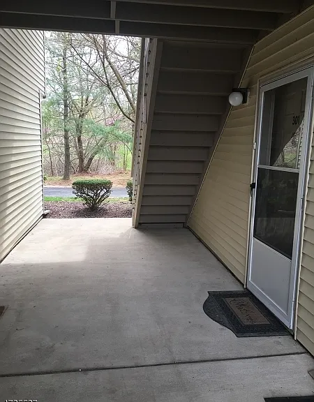 20-301 Delar Pkwy — Photo 1