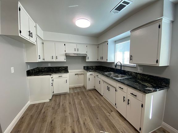 2nd image of 419 Klindera Avenue