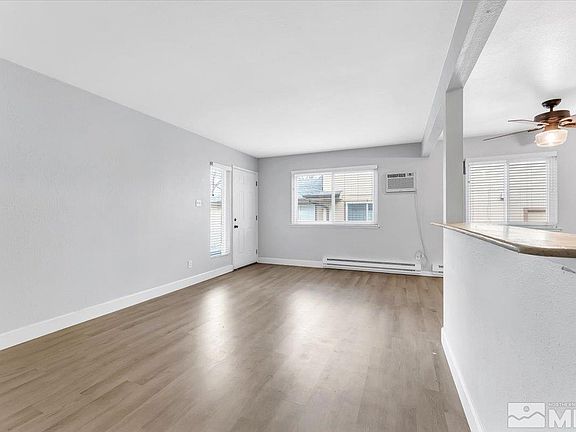5th image of 614 Oakwood Dr APT 3