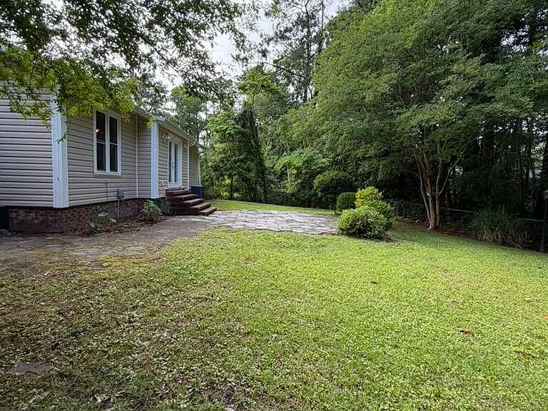 206 Little John Ln — Photo 15