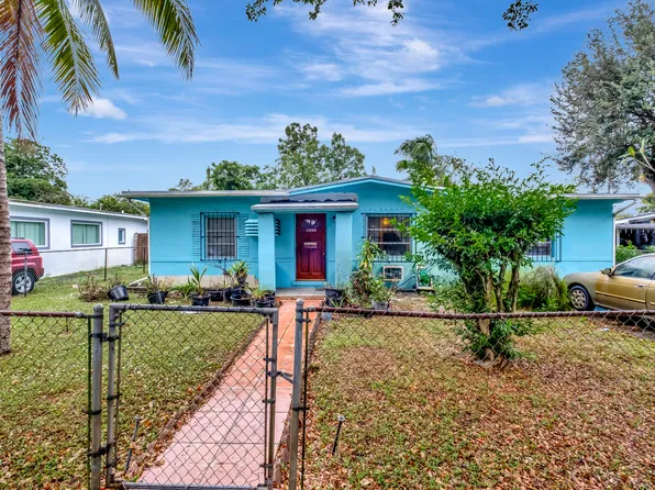 13620 NW 4th Place, North Miami, FL 33168