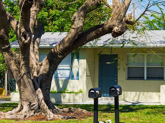 2nd image of 801 NW 5th Ave #801