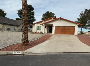 12990 Cedarbrook Ln, Victorville, CA 92395