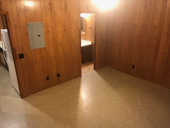 3rd image of 3615 34th Ave APT 58