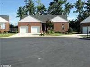 4806 Village Lake Dr, North Chesterfield, VA 23234