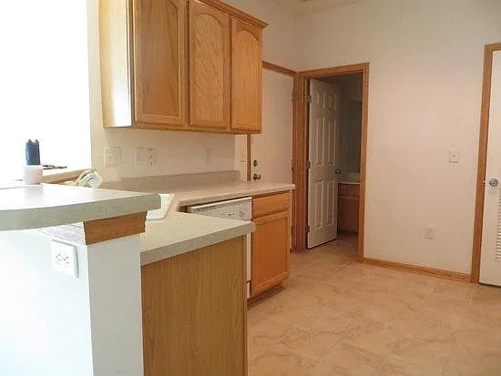 3907 NE Rosewood Ln — Photo 3